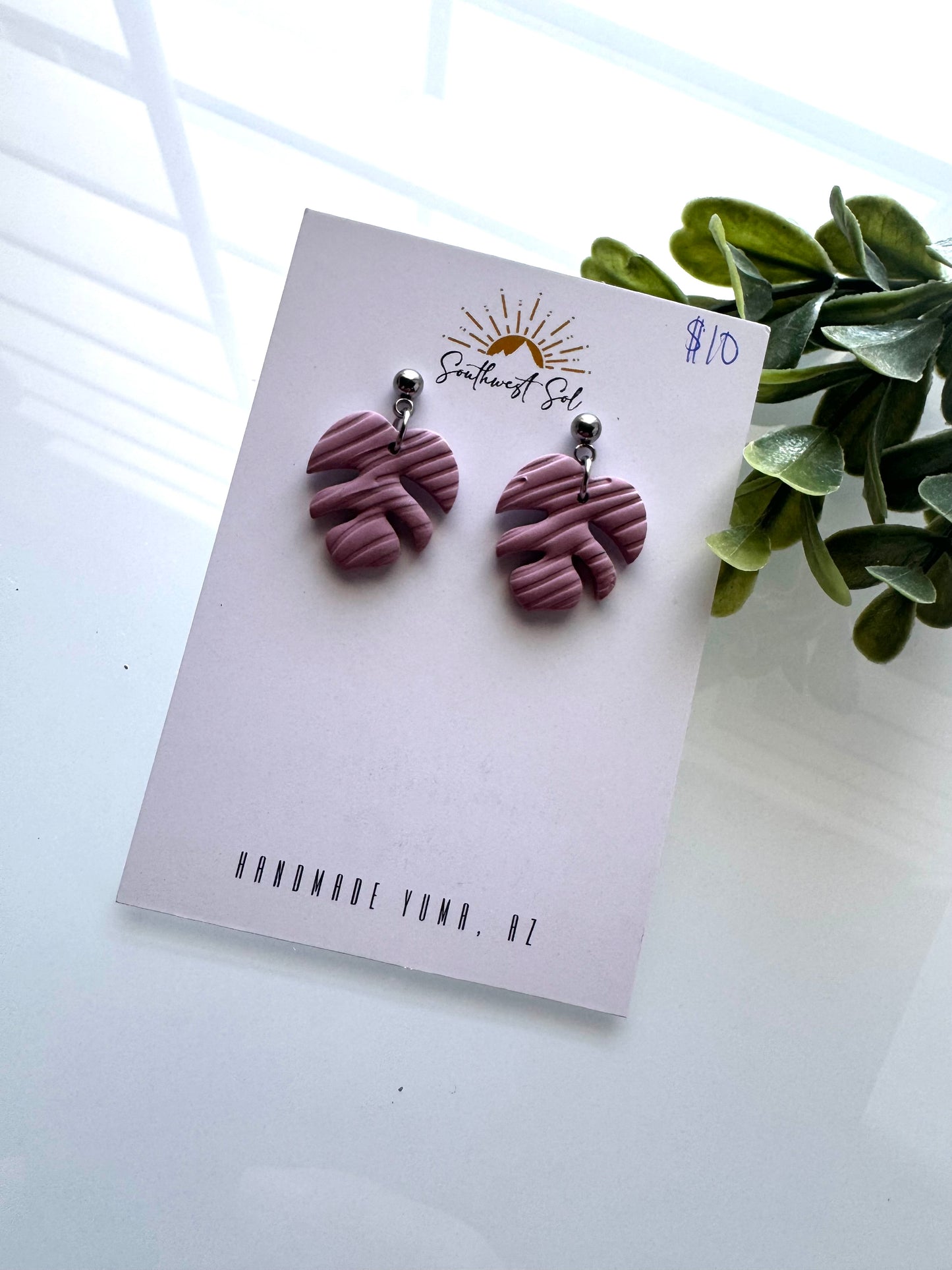 Mini Monstera Dangle - Blush