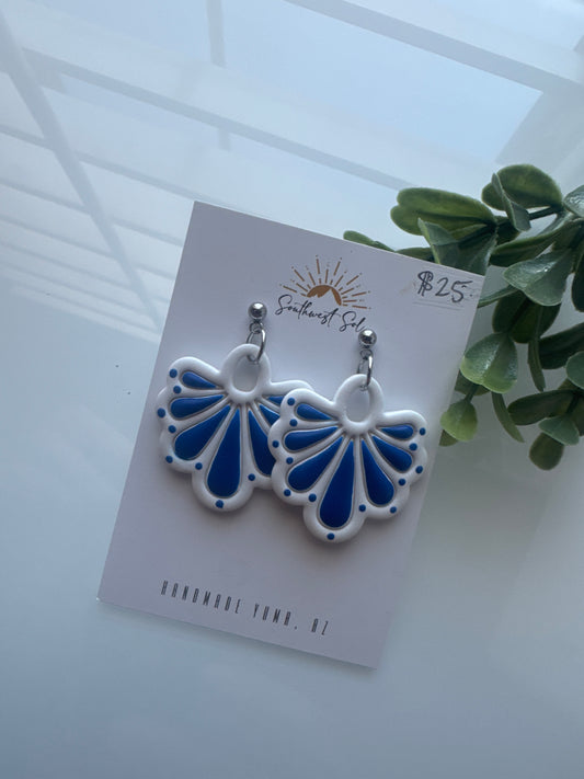 Talavera Dangles