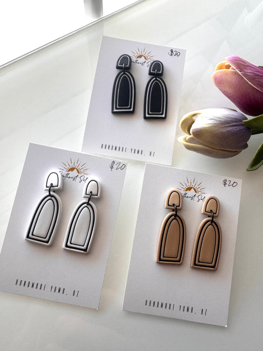 Outline Arch Dangle