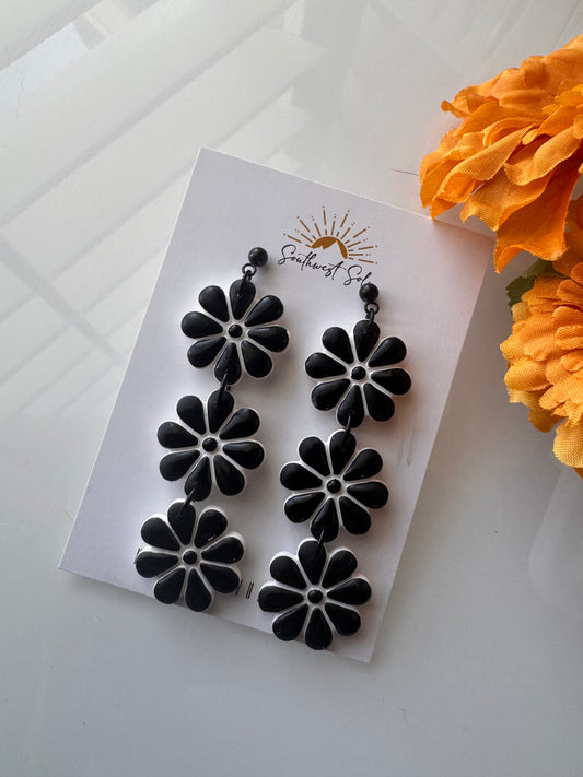 Talavera Tile Dangle - Black and White